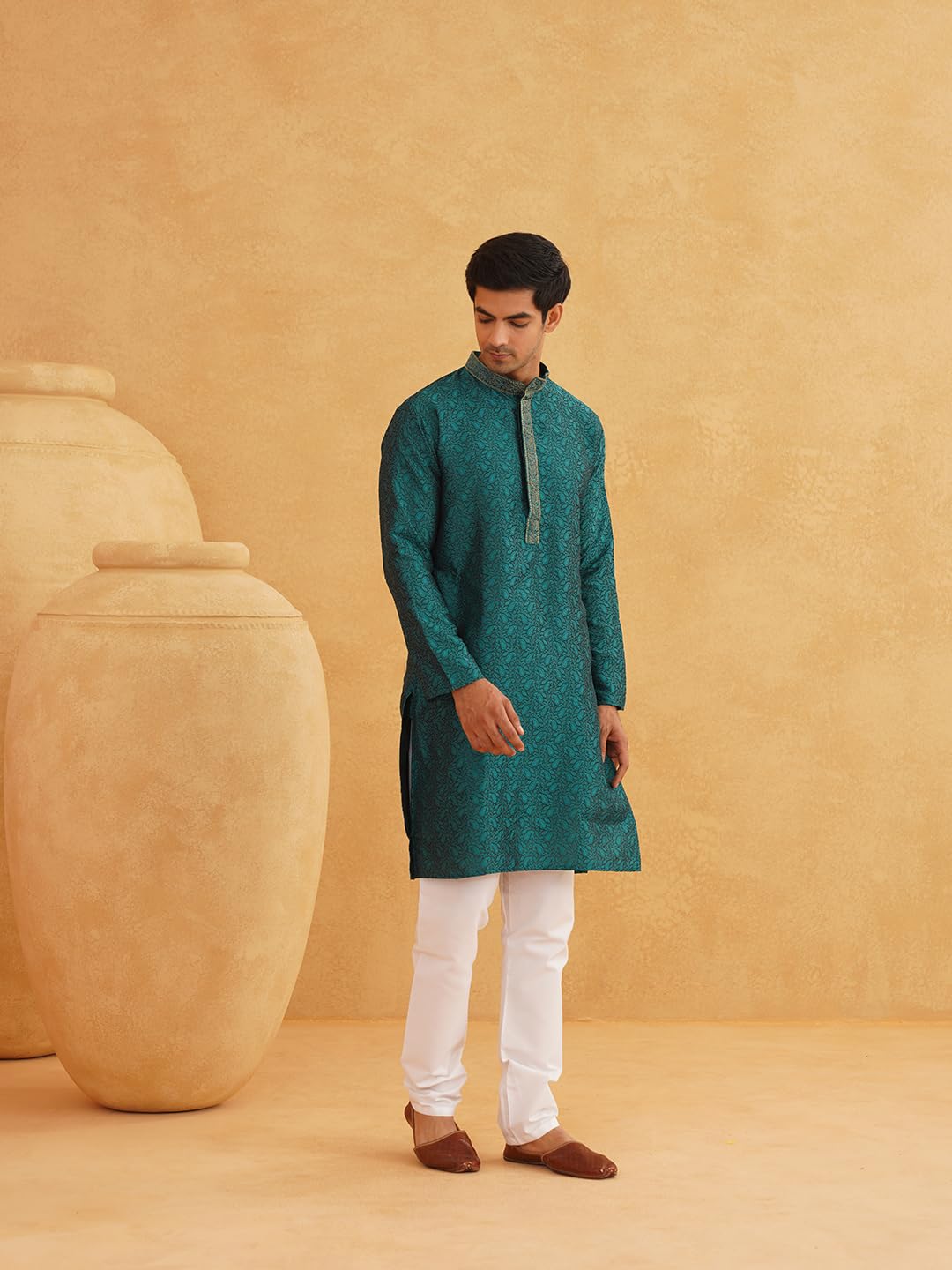 SOJANYA (Since 1958 Men's Jacquard Silk Kurta & Churidaar Pyjama - Image 9